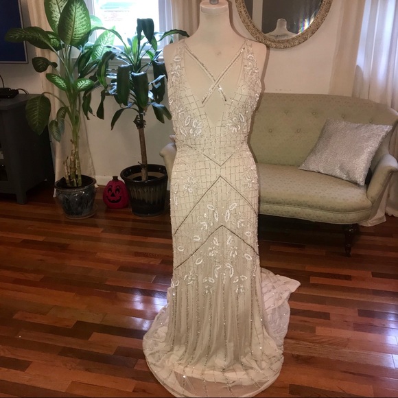 Misguided nude sequin maxi dress - Picture 2 of 4